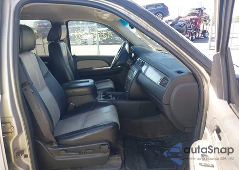 2008 Chevrolet Tahoe Lt из США, поврежденный, VIN 1GNFK13068R199656